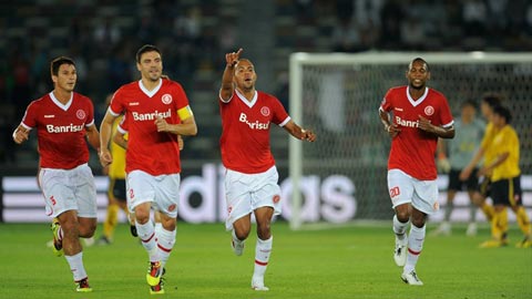 Internacional vs Corinthians, 07h45 ngày 13/4