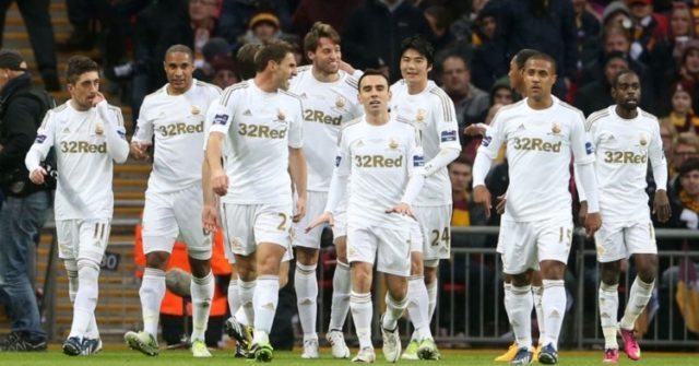 Swansea vs Stoke, 21h00 ngày 22/04: Kẻ cướp gặp bà già